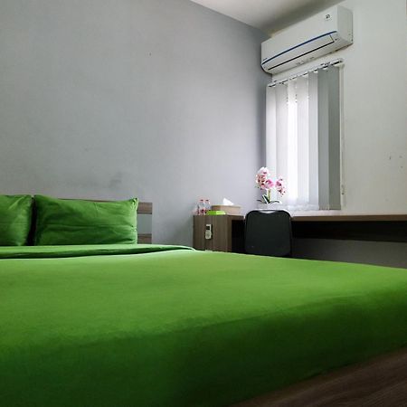 Barata Hotel Near Bandara Soekarno Hatta Tangerang Luaran gambar