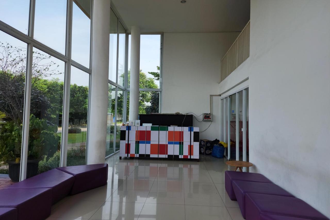 Barata Hotel Near Bandara Soekarno Hatta Tangerang Luaran gambar