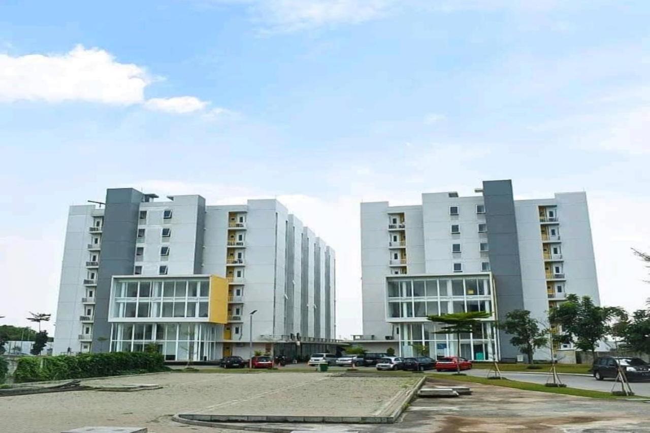 Barata Hotel Near Bandara Soekarno Hatta Tangerang Luaran gambar
