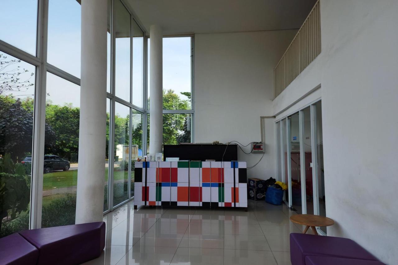 Barata Hotel Near Bandara Soekarno Hatta Tangerang Luaran gambar